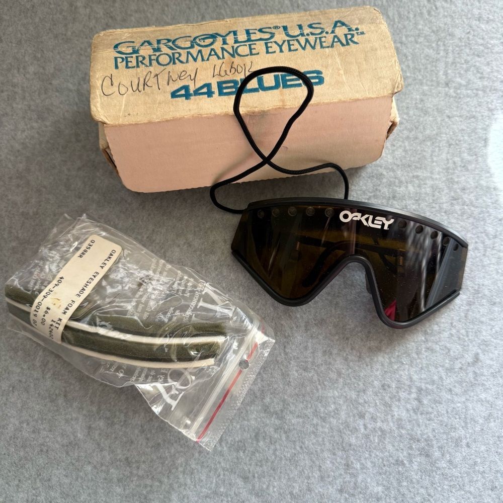 Vintage Oakley Pilot Eyeshade sunglasses